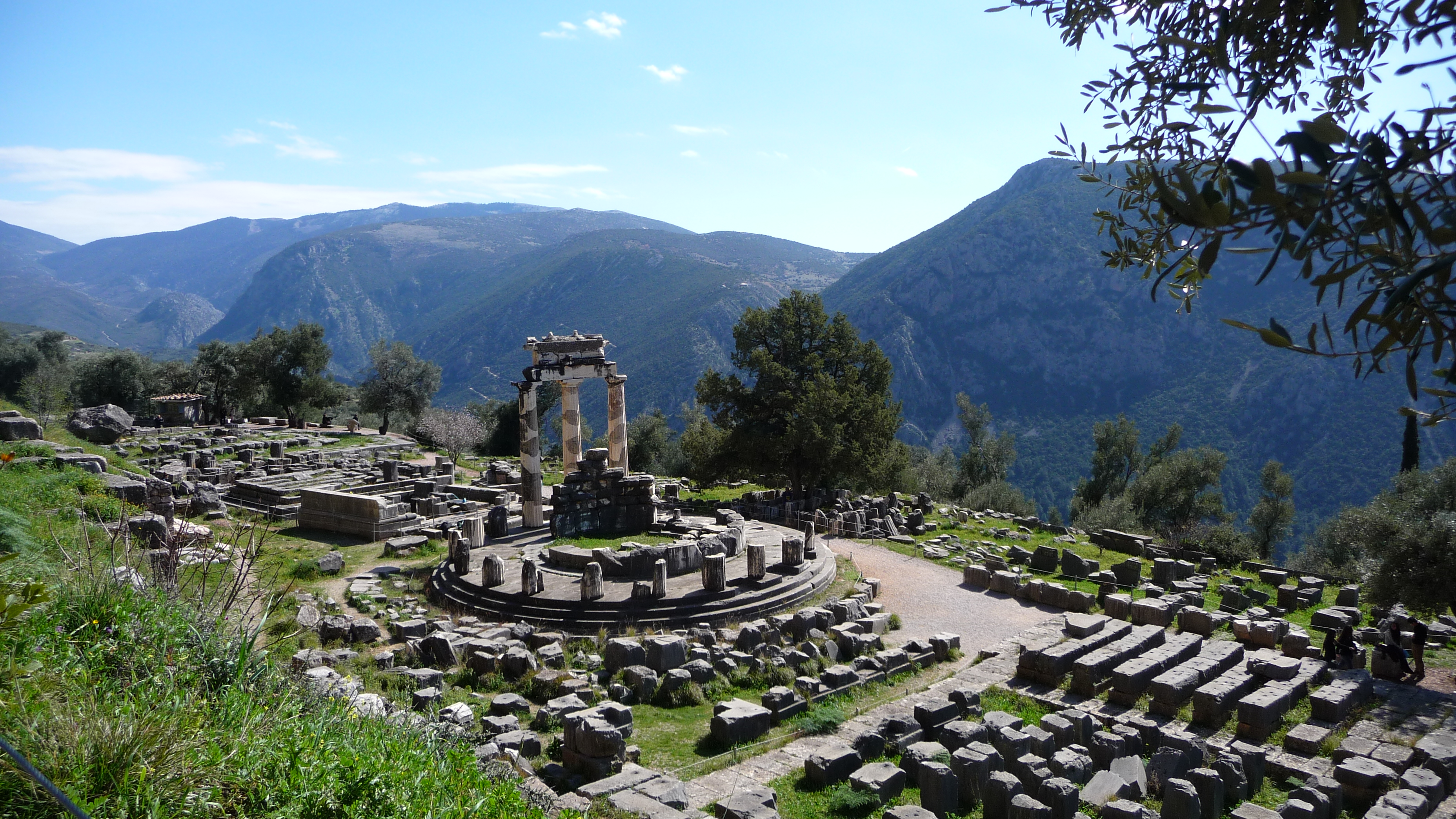 Delphi — where the Gallio inscription was found.